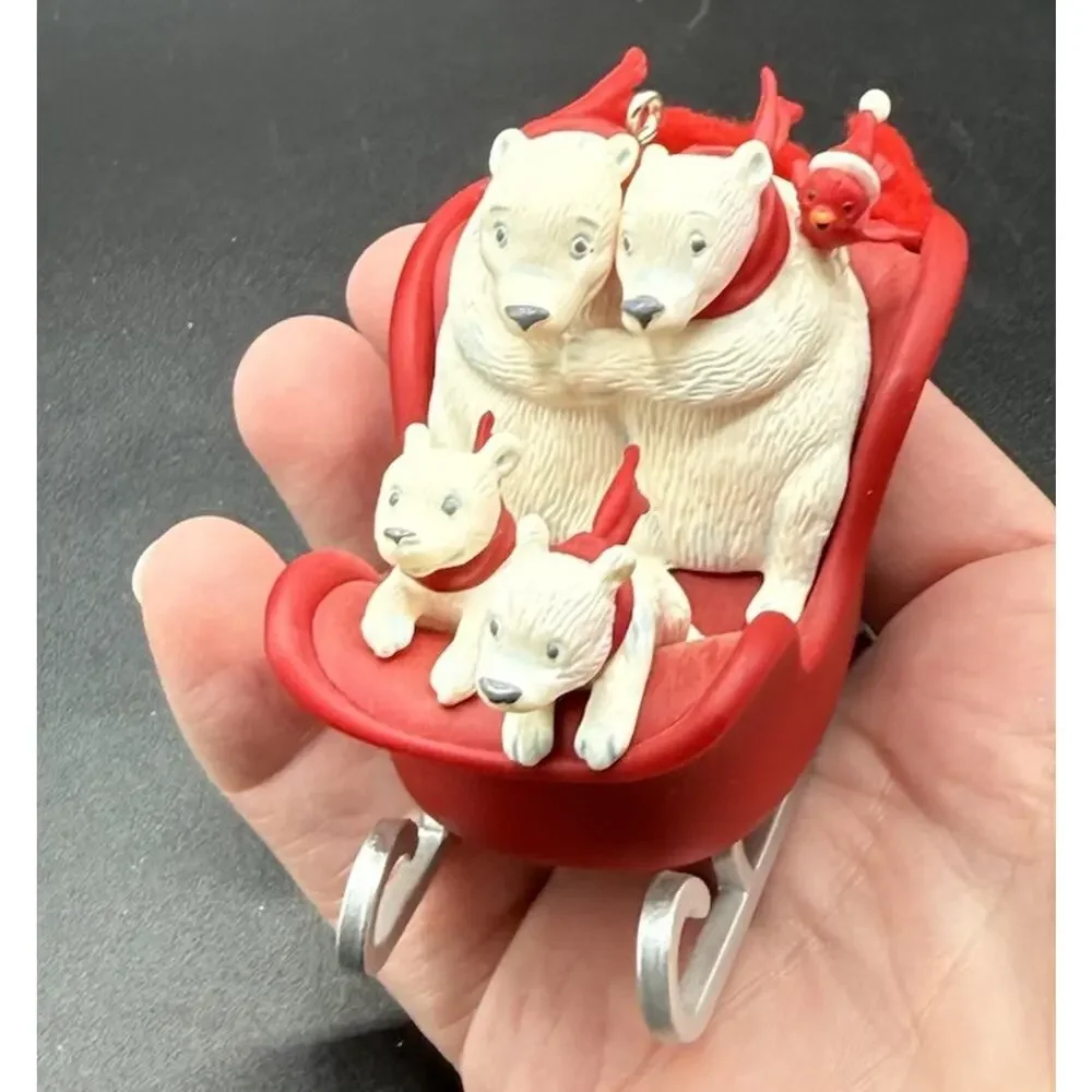 Hallmark Christmas Ornament Musical Sleigh Ride Polar Bears Works No Box Lo16